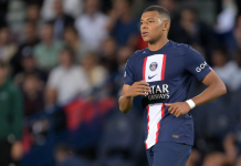 Após saída confirmada, Mbappé fica no banco do PSG na Ligue 1