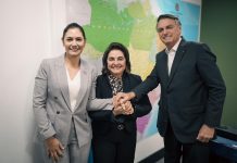 Professora Maria do Carmo presta apoio a Bolsonaro e convoca brasileiros a permanecerem firmes com fé, serenidade e coragem