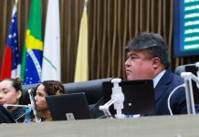 Presidente David Reis esclarece proposta que regulamenta sessões híbridas na CMM
