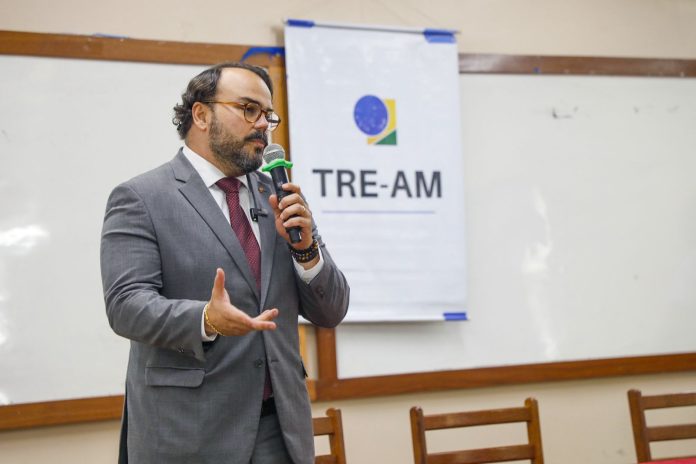 24446921-EE3E-44C5-92FC-783C83D52822