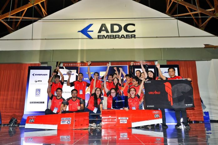 2774F90B-6A51-43A4-BBB0-D780B4EF1CD3