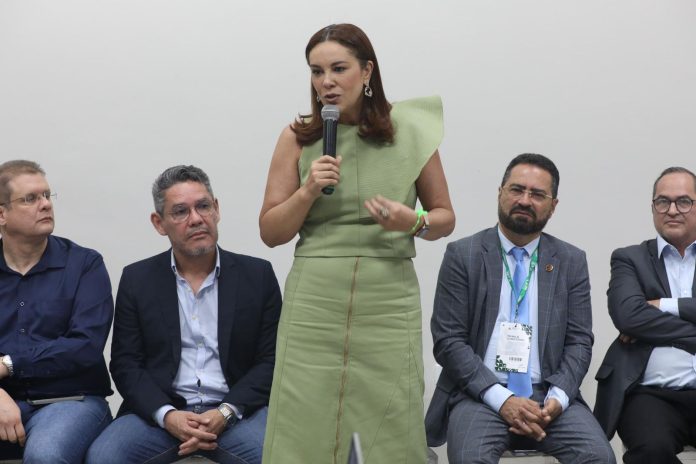 30066AFE-994B-48F9-BD6F-47C6D945DBEF