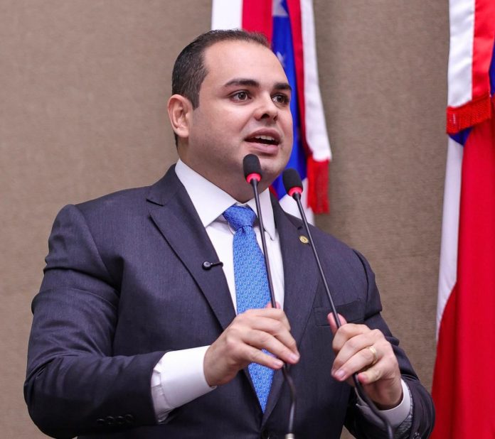 F8C1CBF4-C578-48CA-9EF8-C7DA8D893472