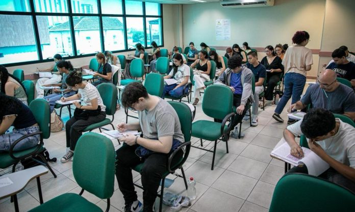 31FC4D6D-5F79-4BD0-942E-E202CA089833