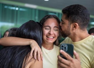 Festa da aprovação: emoção e alegria marcam a divulgação dos resultados do Vestibular e SIS da UEA