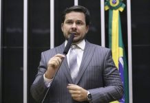 Vitória contra o sistema: Capitão Alberto Neto derruba barreiras que sufocavam professores com insegurança jurídica