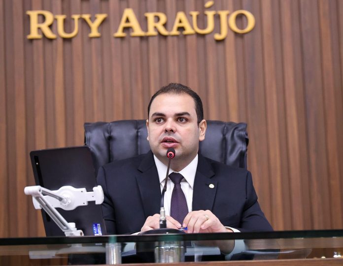 E0DB8E75-EDFE-4FD7-AB6B-D740E0C16D6D