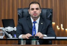 Presidente Roberto Cidade quer passe livre para estudantes da rede pública em dias de provas no Amazonas