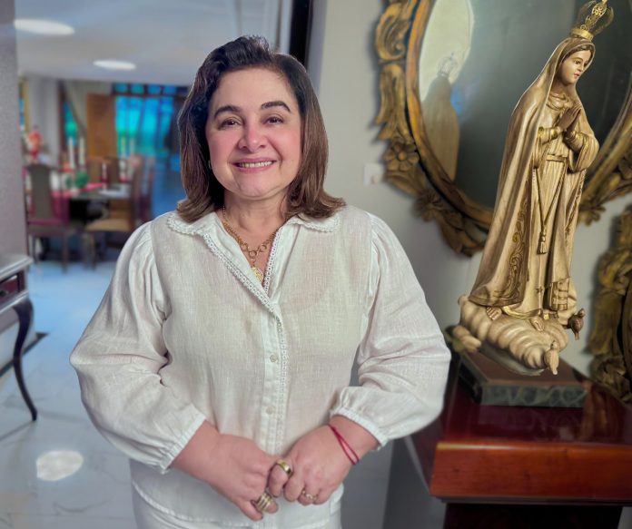 FCF05E3B-0C94-473E-9BD8-835A7EEBBB07