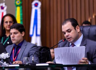 Plenário Ruy Araújo aprova proposta de Roberto Cidade que amplia proteção ao consumidor de operadoras de TV por assinatura e internet