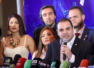 Na abertura do 59º Festival de Parintins, Roberto Cidade destaca impacto cultural e econômico do maior espetáculo folclórico do Brasil