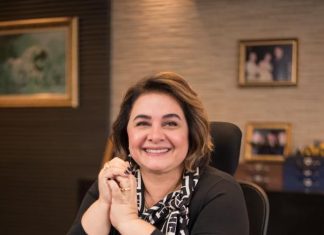 Única mulher na disputa pelo governo, Professora Maria do Carmo faz homenagem a mulheres fortes do Amazonas