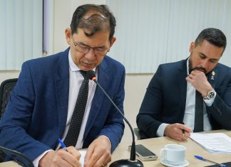 CCJR analisa 14 projetos com destaque para política de atenção a pessoas com transtorno de acumulação compulsiva