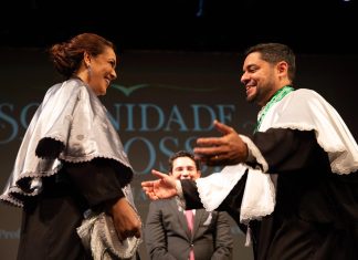 Em cerimônia, André Zogahib e Katia Couceiro são empossados nos cargos de reitor e vice-reitora da UEA