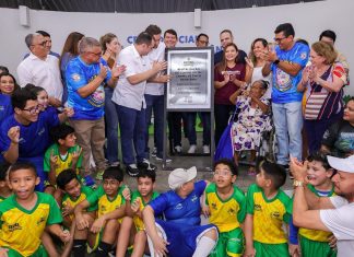 Governador interino Roberto Cidade reforça ações de esporte e lazer com entrega do Centro Social Chapéu de Zinco, no bairro Betânia