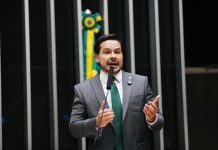 Capitão Alberto Neto cobra explicações sobre suspensão de editais da BR-319 após decisão favorável da Justiça