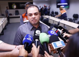 Governador Roberto Cidade anuncia antecipação da primeira parcela do 13º salário para 23 e 24 de julho