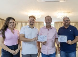 Partido de Omar Aziz amplia força no interior e mais três prefeitos se filiam durante o feriadão