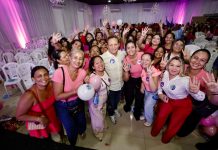 Adjuto Afonso reune mais de 1.500 mulheres em Manaus