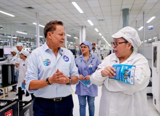 Em visita à Digitron, Adjuto Afonso defende fortalecimento da indústria no Amazonas