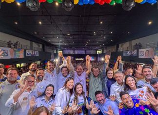 Omar reúne militância e pede mobilização por mais votos até o fim do segundo turno